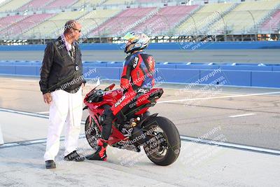 media/Jan-22-2023-Fastrack Riders (Sun) [[8956088f29]]/Around the Pits/